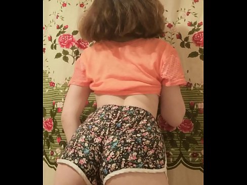 ❤️ Seksīga jauna skaistule izģērbjas no šortiem kamerā ❤ Porno pie porno lv.dreamlandpassionfever.ru ☑