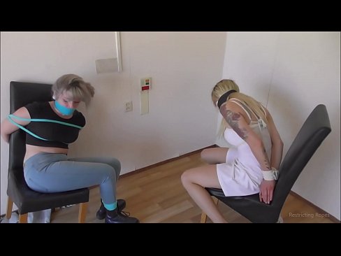 ❤️ Atkarīga / sasietas un ar aizliktām mutēm / damsel in distress ❤ Porno pie porno lv.dreamlandpassionfever.ru ☑