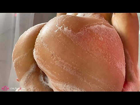 ❤️ Brunete masturbē makstiņu ar vibratoru līdz intensīvam orgasmam dušā ❤ Porno pie porno lv.dreamlandpassionfever.ru ☑